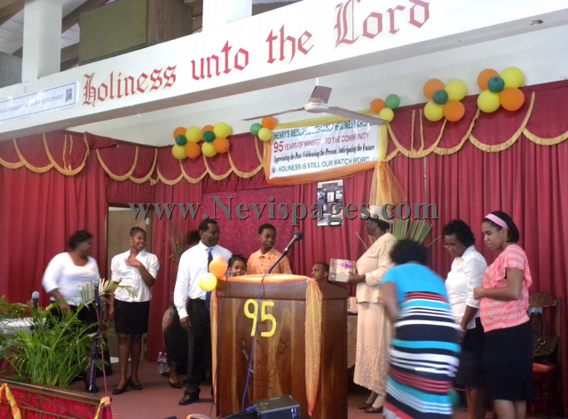 (Photo Gallery)- Henry’s Memorial Wesleyan Holiness Church Celebrates 95 years