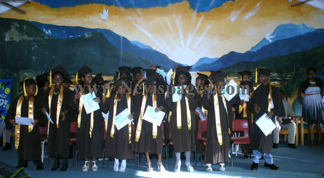 (Photo Gallery)- St. Thomas’ Primary School Prize Giving and Graduation Ceremony 2014