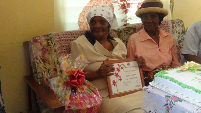Silian Elliot Hits 90