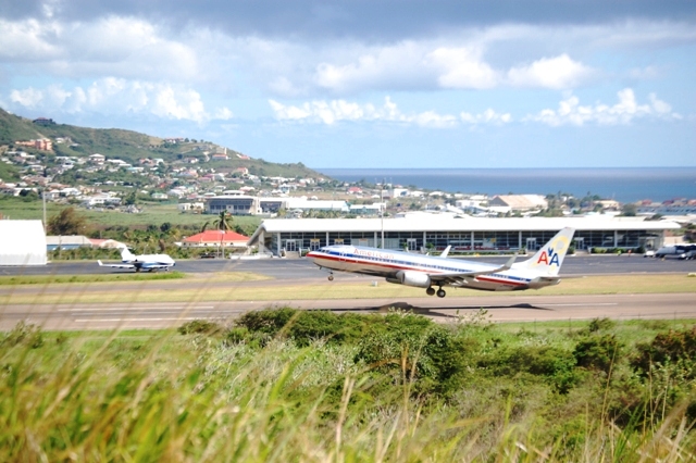 St. Kitts hotels in air/land package sale with American Airlines from New York and Miami