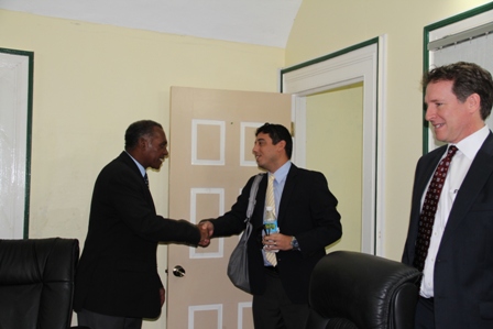 OAS team pays courtesy call on Nevis Premier; discuss way forward for renewable energy development