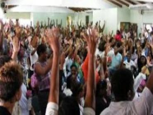 St Lucia government services crippled by civil servants strike