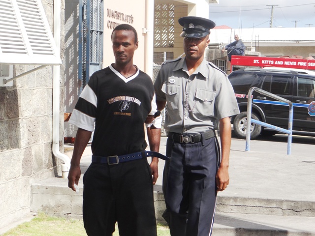 Bandit who broke into Superfood Supermarket sentenced to prison