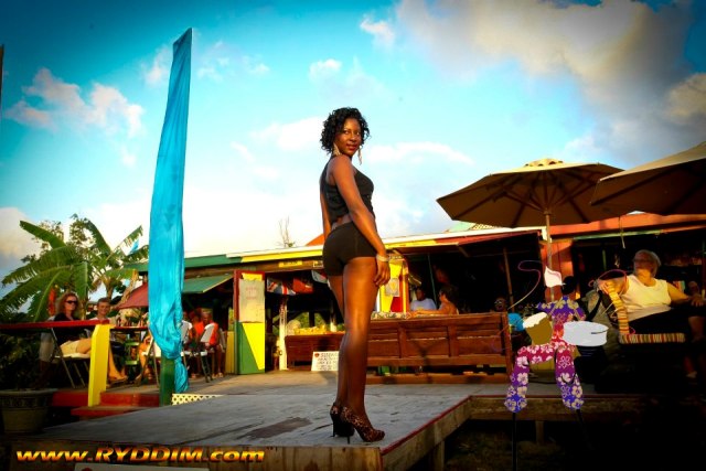 Jomelle Elliot to represent Nevis in the LIME Black San Swimsuit Pageant