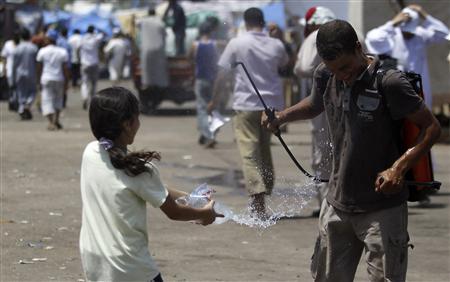 EU Ashton on mediation mission to Egypt
