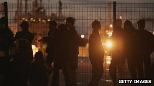 Border staff ‘not fingerprinting’ illegal immigrants in France