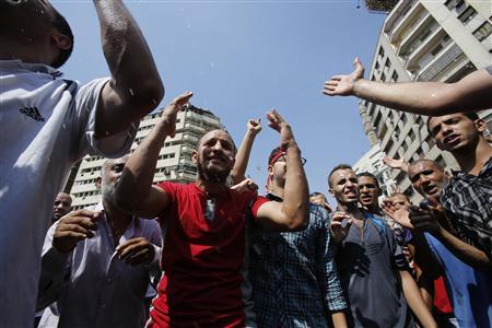 Egypt rounds up Brotherhood supporters after day of carnage