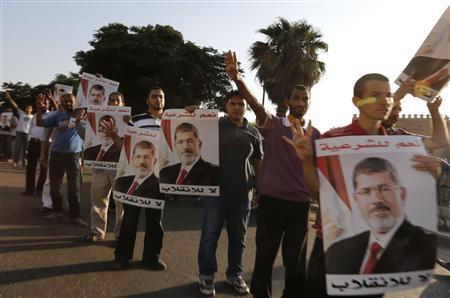 Gunmen kill 24 Egyptian police in Sinai ambush