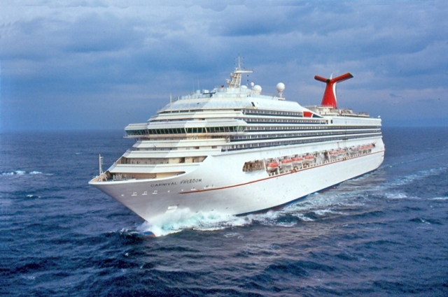 St. Kitts tourism stakeholders to experience best summer ever in 2014, with 50 calls from six ships
