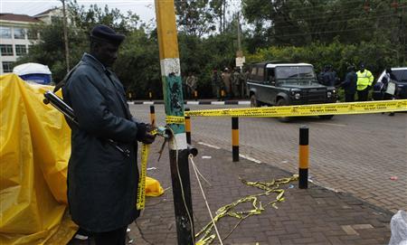 Gunfire at besieged Kenyan mall, Islamists threaten hostages