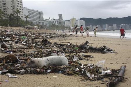 Chaos as floods submerge Mexico's Acapulco, death toll rises