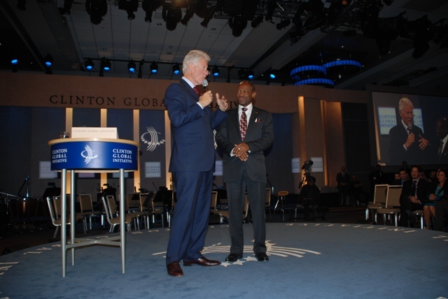 Former U.S. president Bill Clinton showers praise on PM Douglas,  credits him with initiating availability of low cost HIV/AIDS drugs