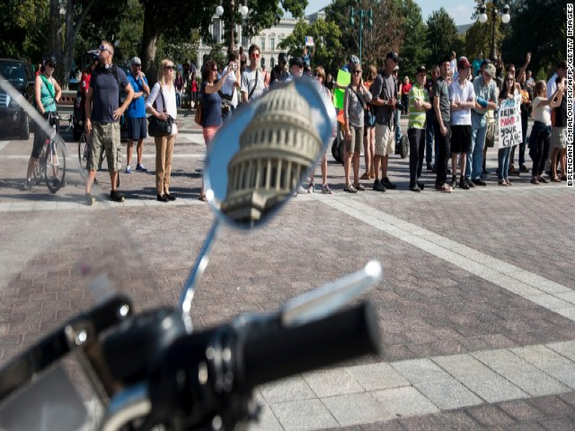 Shutdown Poll: Plenty of blame to go around