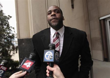 Ex-Detroit mayor facing federal prison on corruption convictions
