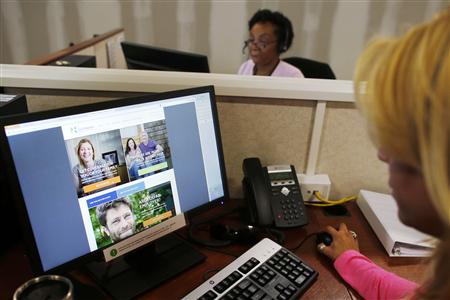 White House buys time for Obamacare website fix