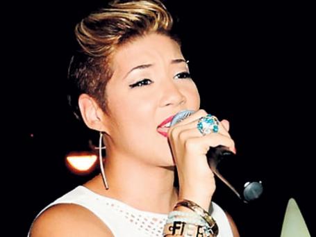 Tessanne Chin thrills on The Voice USA again