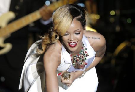 Rihanna makes UK chart history with Eminem duet