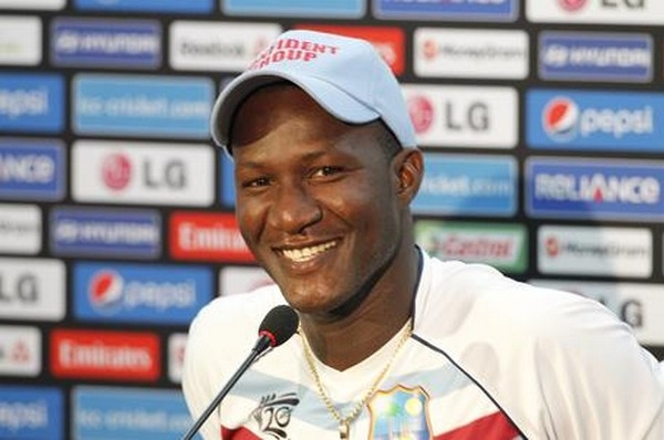Darren Sammy Smiles At Suresh Raina Jibe