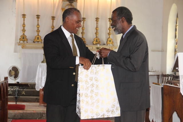 OAS Ambassador to SKN gets official farewell from Nevis