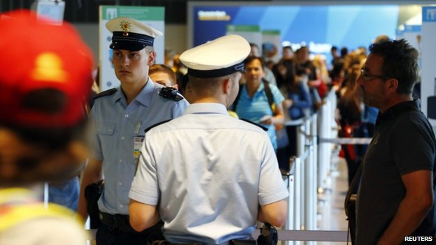 UK airports running ‘as normal’ after US terror warning