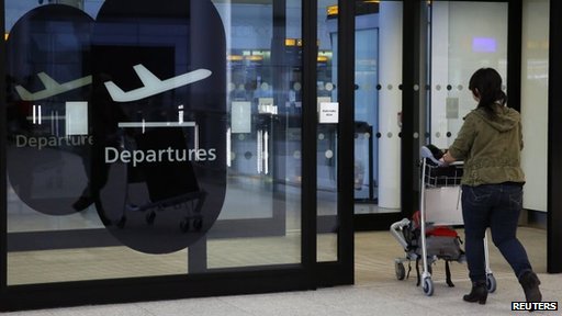 Heathrow and Manchester issue must-be-charged gadget advice