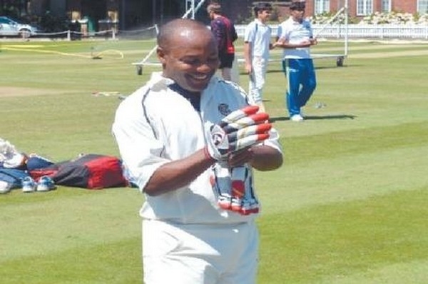 Buzzing For Brian Lara, Sachin Tendulkar