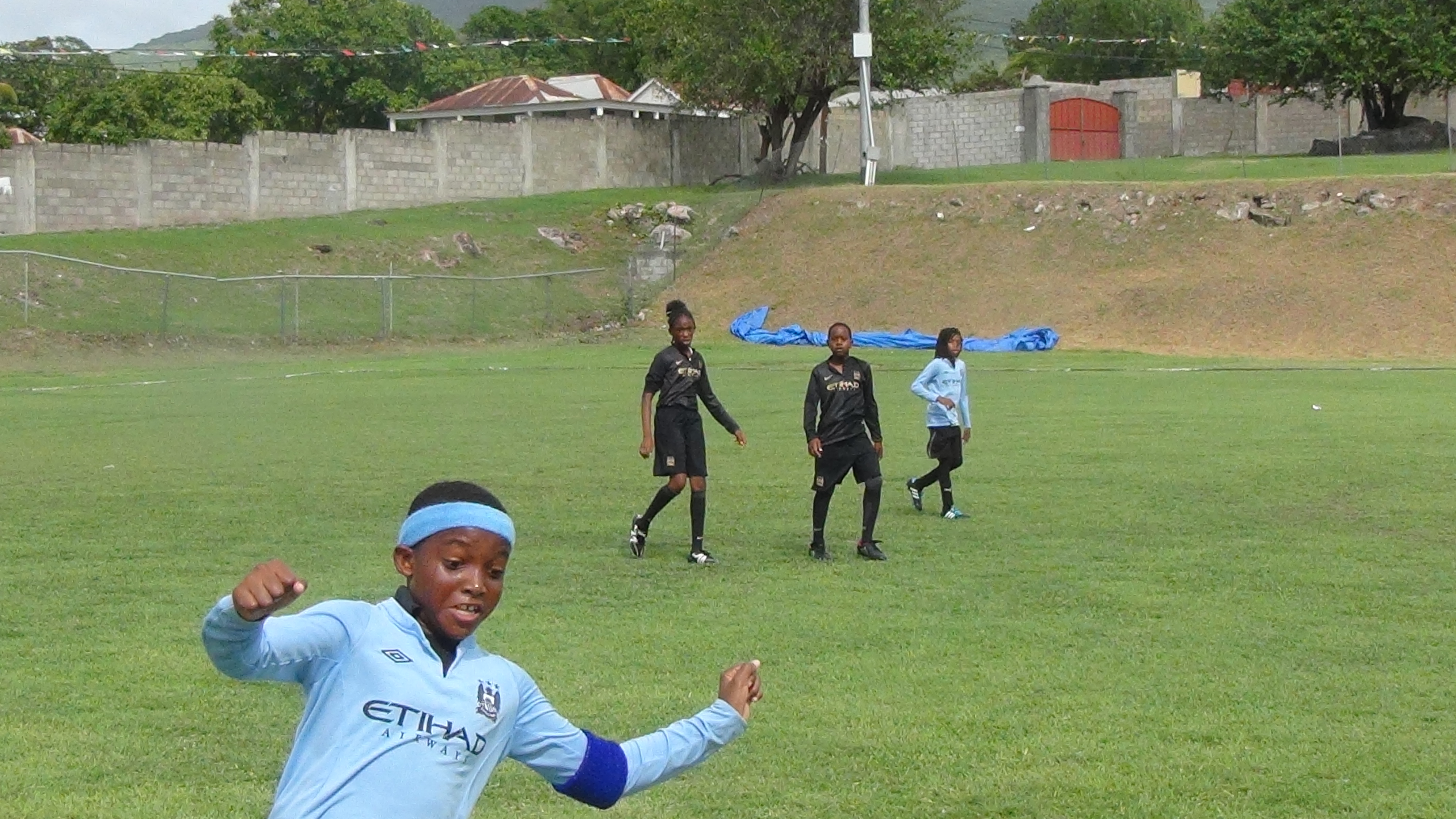 MCPS and JLPS Draw Exciting Game
