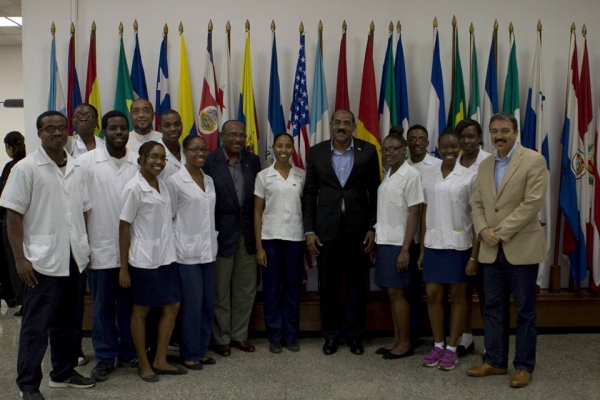 PM Browne Commends Antiguan And Barbudan Medical Students In Cuba