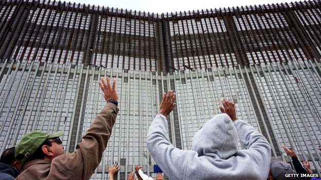 Homeland security cash stand-off over US migrant policy