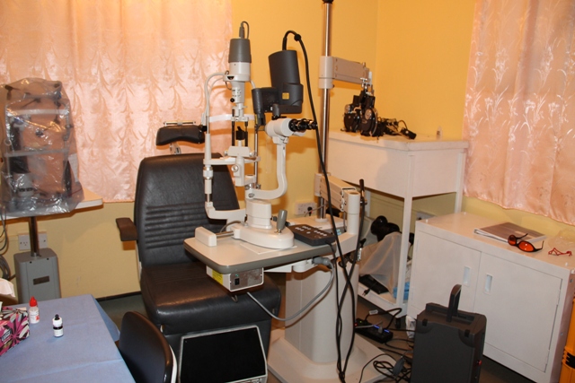 Four Seasons Home Owners Association donates to Alexandra Hospital Eye Care programme