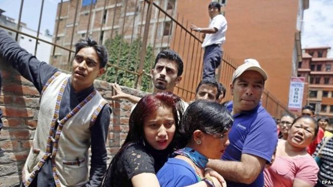Nepal earthquake, magnitude 7.3, strikes near Everest