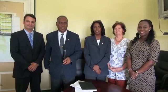 The Nature Conservancy team meets with Nevis Premier