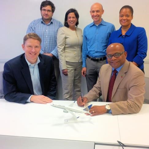 St. Kitts Formalizes New Service with United Airlines