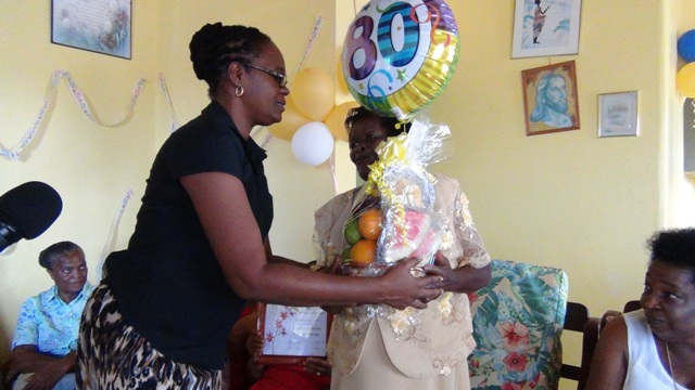 Rosetta Claxton celebrates 80