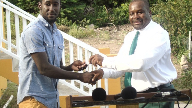 ACE ATHLETE RECEIVES HOUSE COMPLIMENTS OF THE NEVIS ISLAND ADMINISTRATION