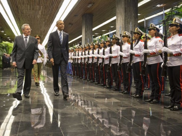 Obama Meets Castro In Cuba