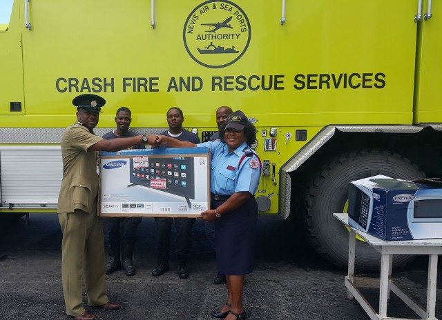 SKNFRS  Sports Club Donates Household Appliances to Fire Officers