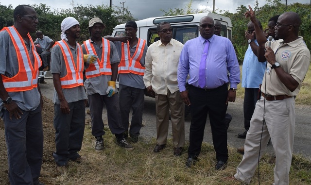 Prime Minister Urges Residents to use Water Responsibly as Improvements in Water Supply are Prioritized  . .