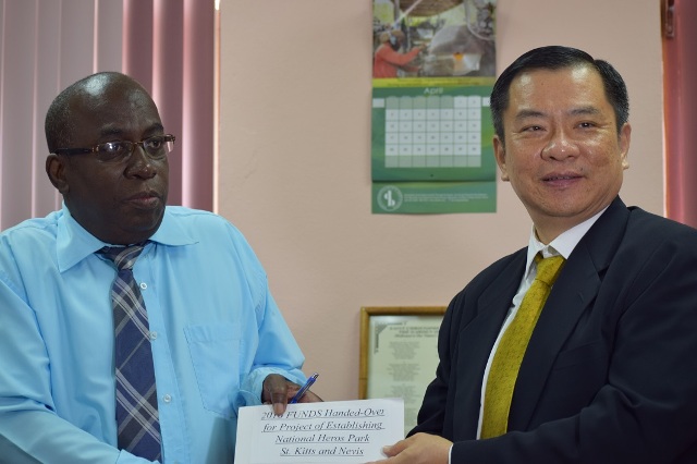 GOVERNMENT RECEIVES OVER EC 2 MILLION FROM ROC (TAIWAN) FOR ESTABLISHING NATIONAL HEROES PARK AND RENOVATING OF COMMUNITIES