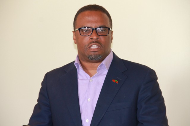 Foreign Affairs Minister says diplomacy is at work in SKN; Nevis benefiting‏