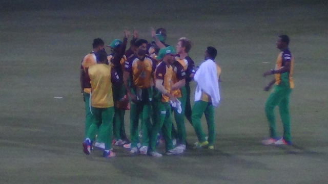 AMAZON WARRIORS PREVAIL OVER TALLAWAHS