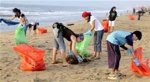 NHCS President Urges Nevisians to Join Beach Clean Up Campaign