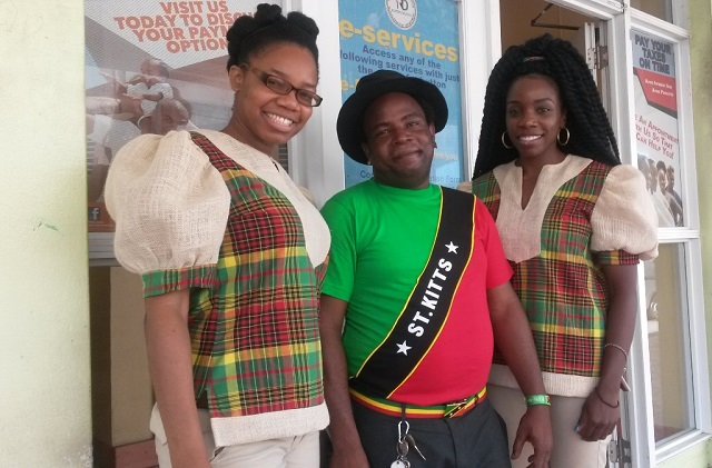 Citizens Embrace National Colours Day