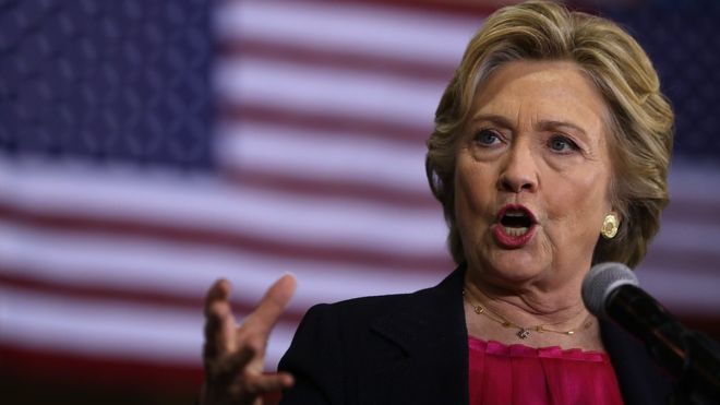 US election 2016: Clinton gathers Republican endorsements