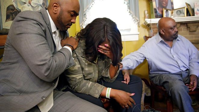 Terence Crutcher, black man shot by Tulsa police, was unarmed