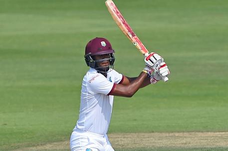 BRATHWAITE LEADS FIGHT INTO TOUGH DAY 5