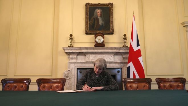 Article 50: May signs letter that will trigger Brexit