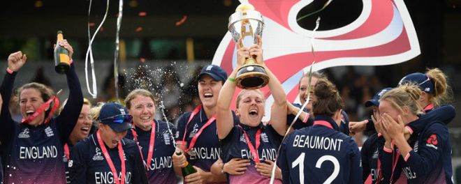 Shrubsole six-for snatches World Cup for England