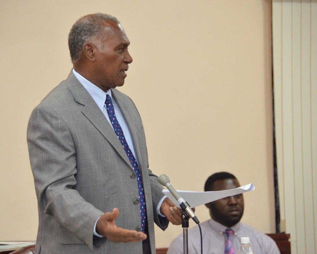 Senior Minister Amory Assures that PAC Bill has Measures to Protect Public Servants