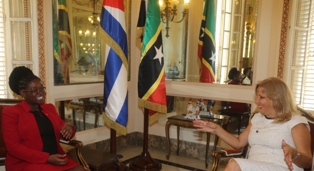 St. Kitts and Nevis Ambassador presents credentials to Cuban Vice President